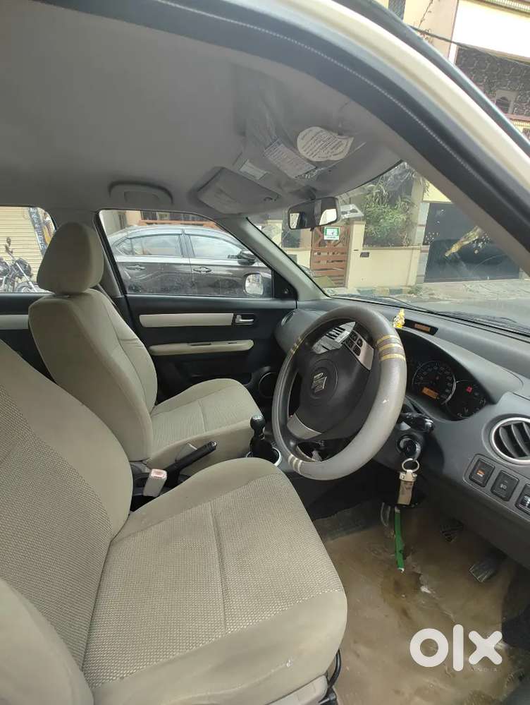 Maruti Suzuki Swift Dzire 2012 Petrol 65000 Km Driven