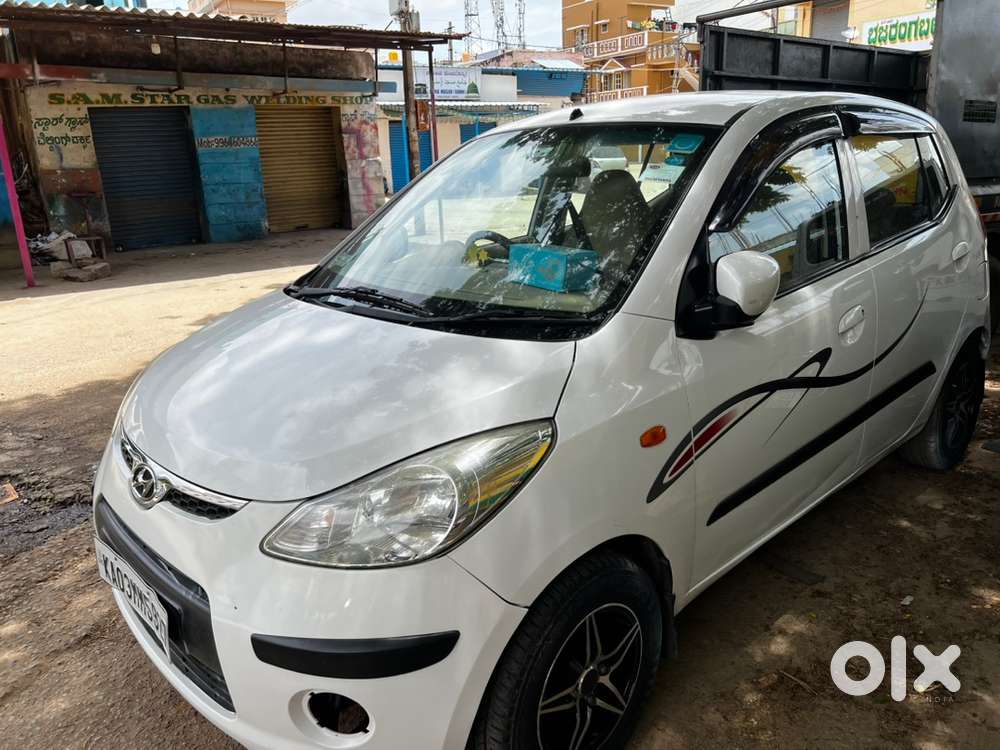 Hyundai I10 Magna Automatic 2010