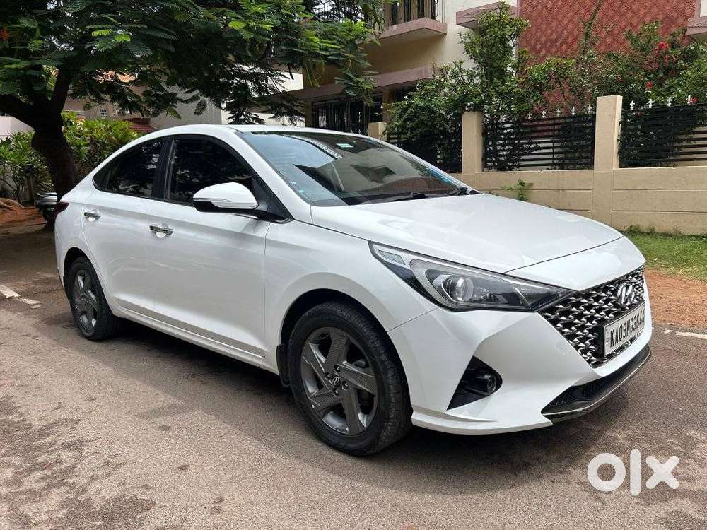 Hyundai Verna 1.5 Sx Petrol Mt, 2021, Petrol