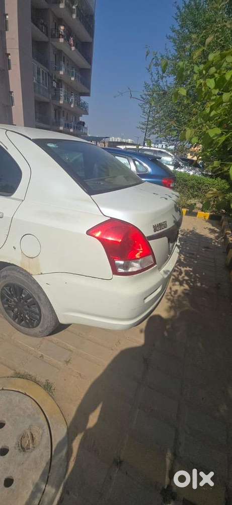 Maruti Suzuki Dzire 2011 Petrol In Mint Condition Direct Owner