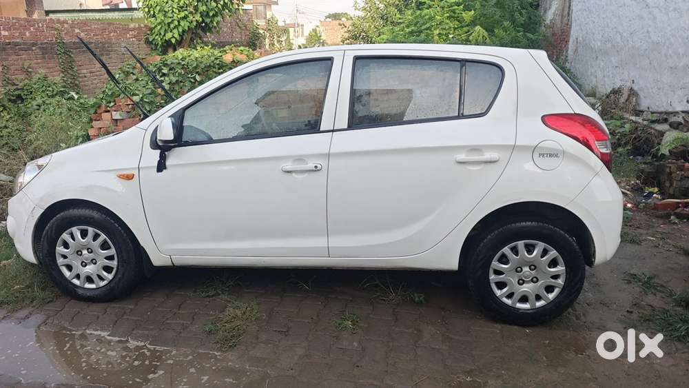 2010 Hyundai Petrol Manual