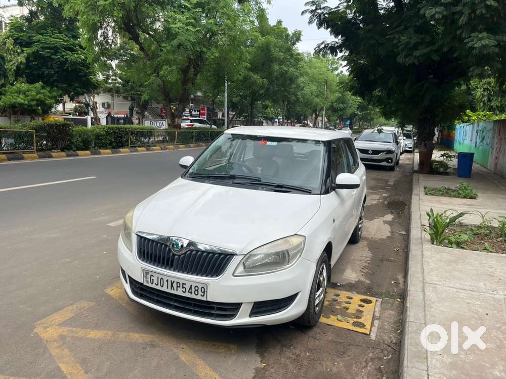 Skoda Fabia Petrol Manual 2012