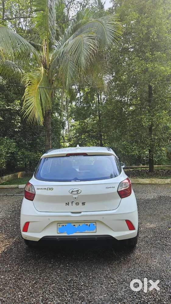 Hyundai Grand I10 Nios - Automatic