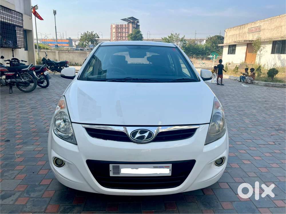 Hyundai I20 2010-2012 1.2 Sportz, 2011, Petrol