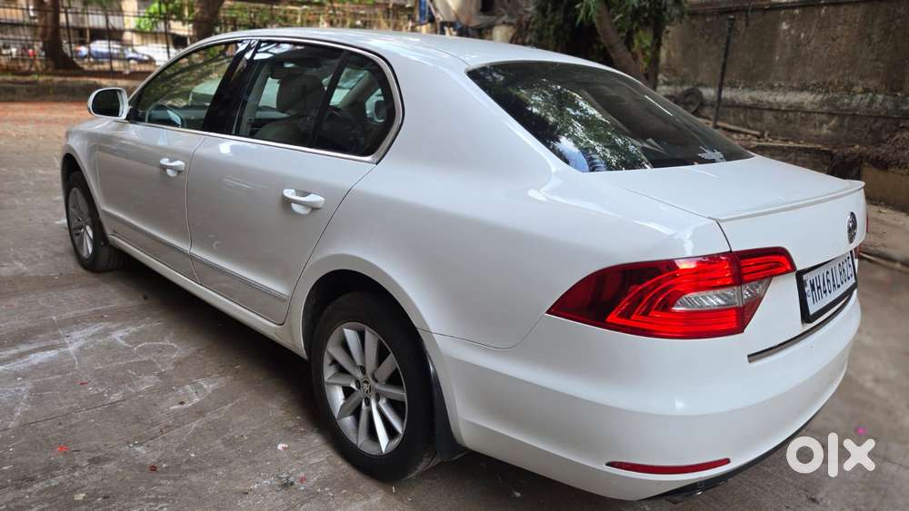 Skoda Superb 2013-2015 Elegance 2.0 Tdi Cr At, 2015, Diesel