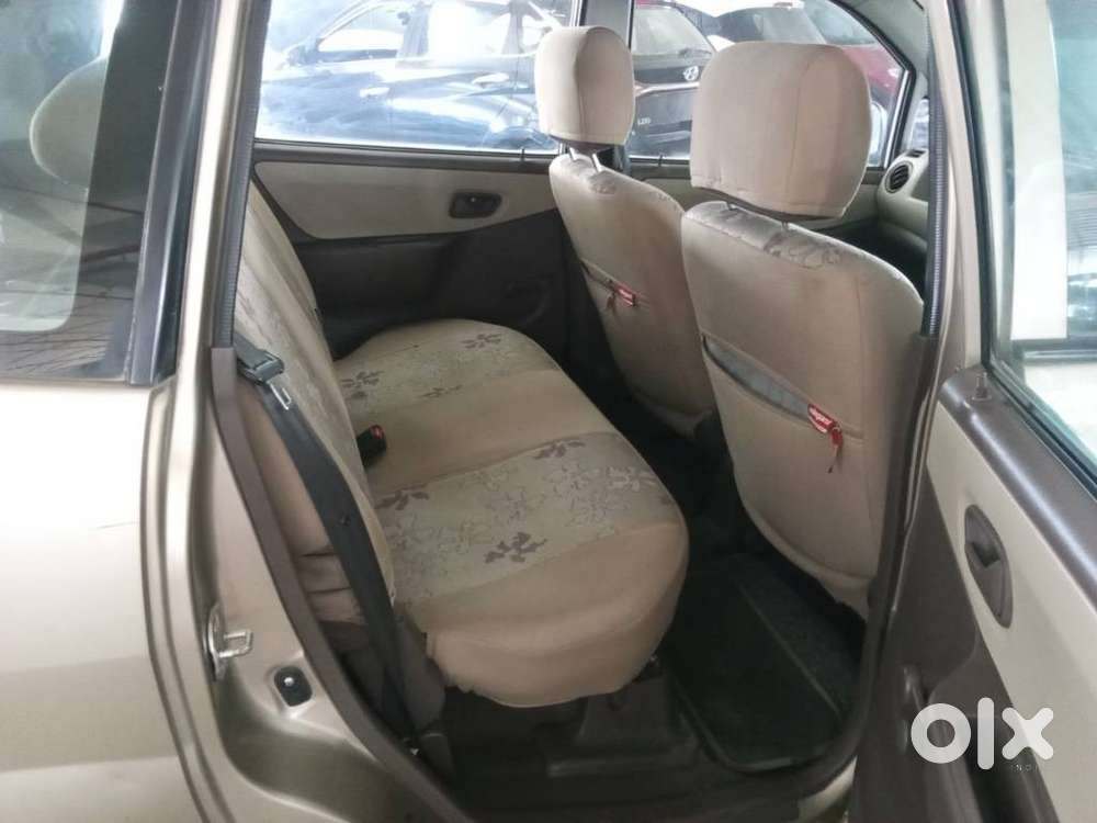 Maruti Suzuki Zen Estilo Lxi Bs Iv, 2011, Petrol