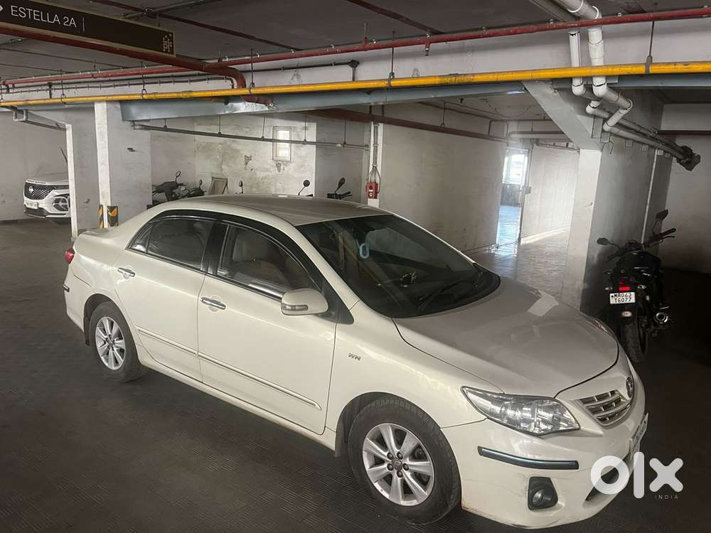Toyota Corolla Altis 2012