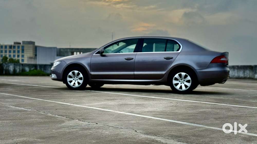 Skoda Superb 1.8 Elegance Tsi At, 2012, Petrol