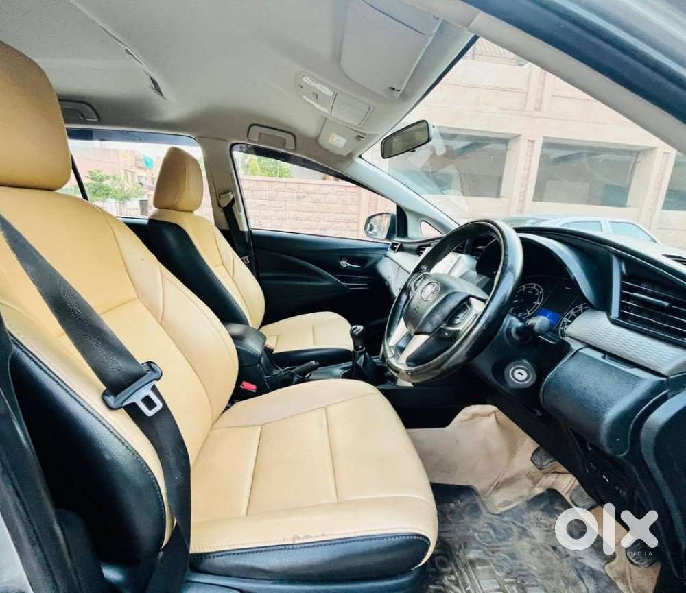 Toyota Innova Crysta 2.4 G Mt 7 Str, 2024, Diesel