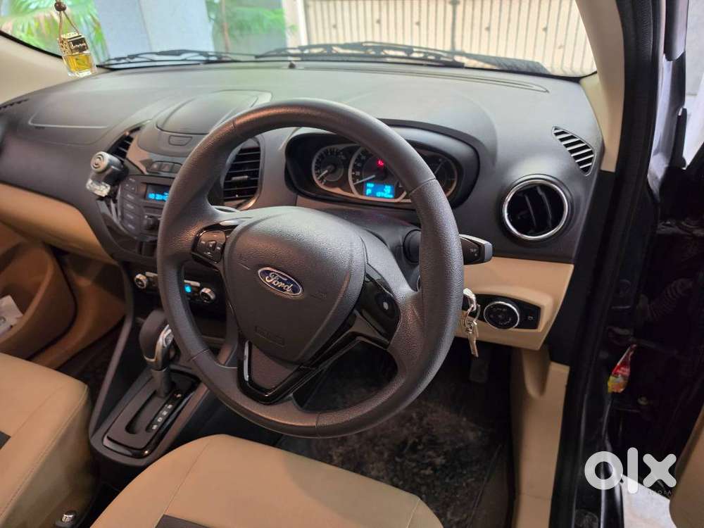 Ford Aspire Titanium Blu 2016