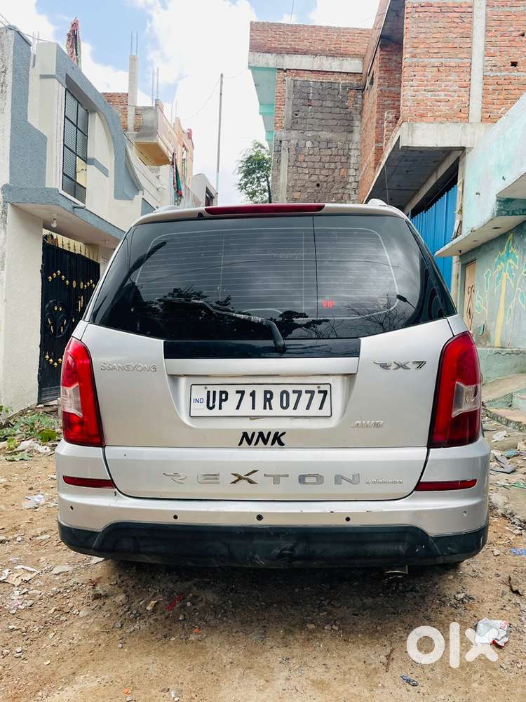 Mahindra Ssangyong Rexton Rx7 With Sunroof 2013 Diesel Well Maintained