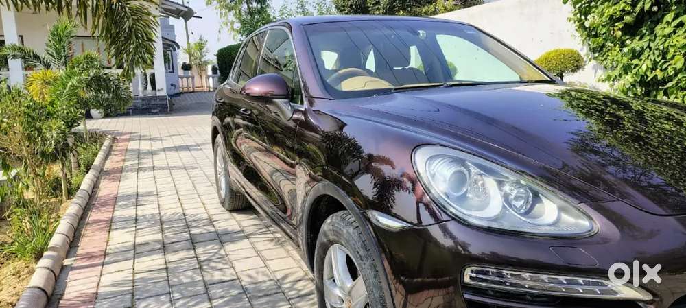 Porsche Cayenne 2014 Diesel 76000 Km Driven