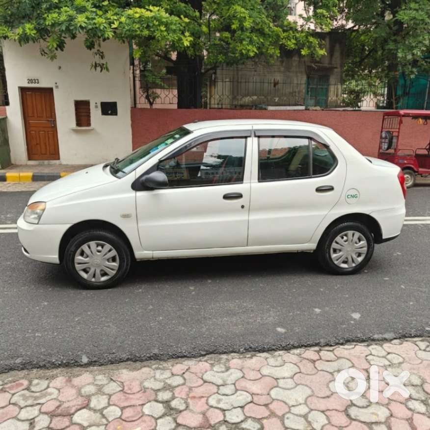 Tata Indigo Ecs Ecs Gls Emax, 2017, Cng & Hybrids