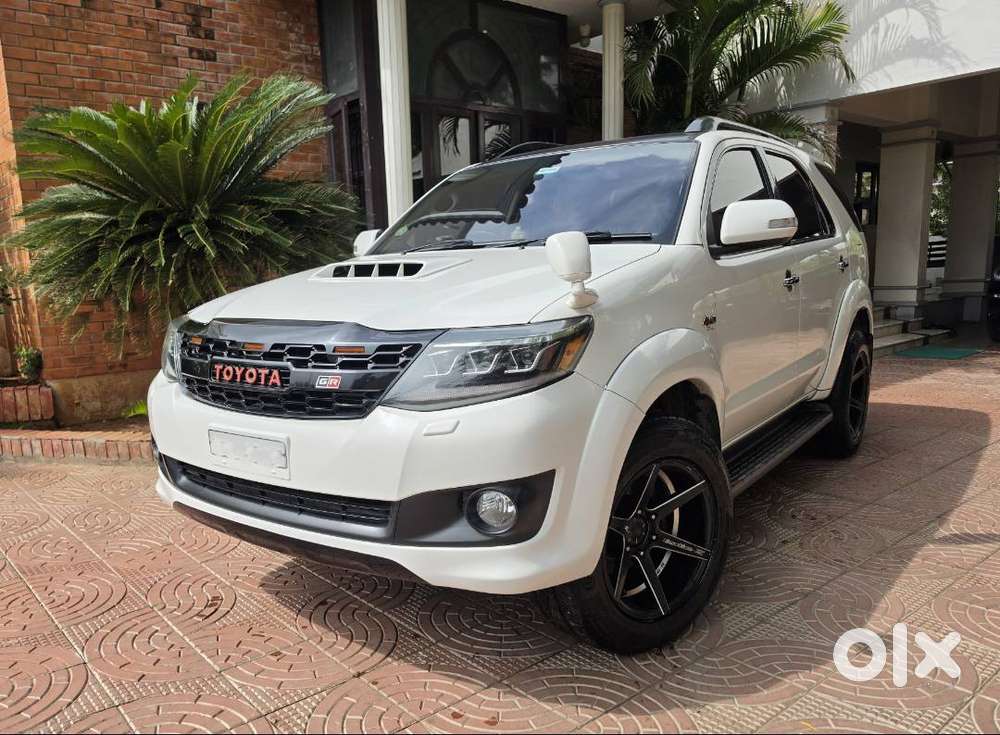 Toyota Fortuner (type 2)