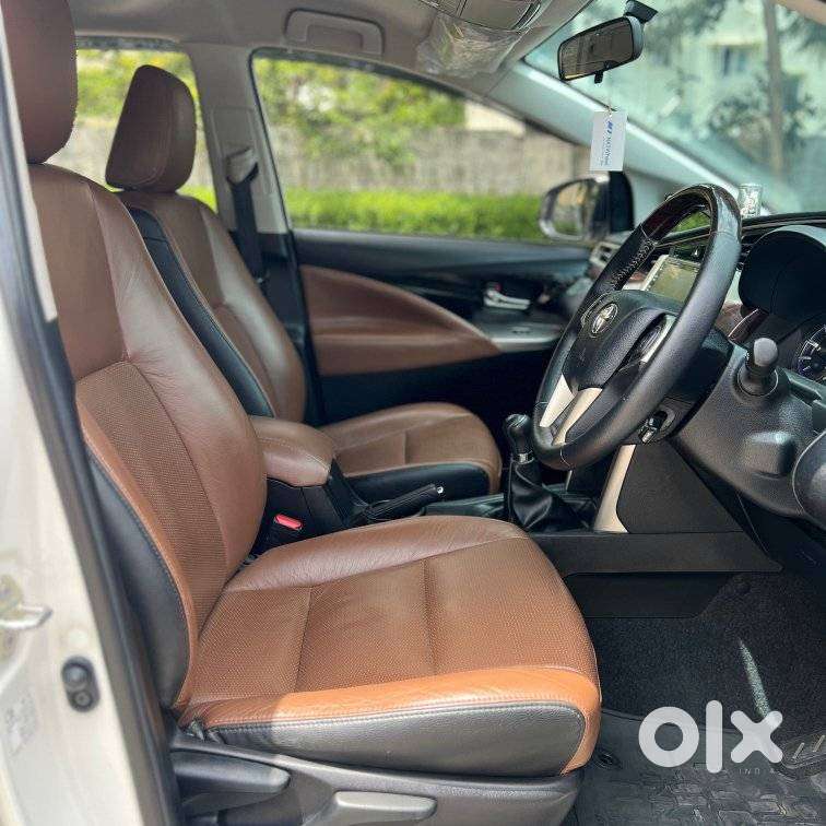 Toyota Innova Crysta 2.4 V, 2023, Diesel