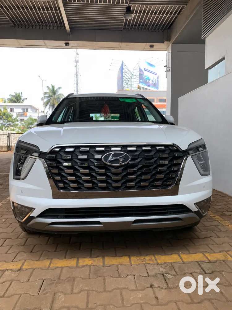 Hyundai Alcazar 2021 Diesel Well Maintained