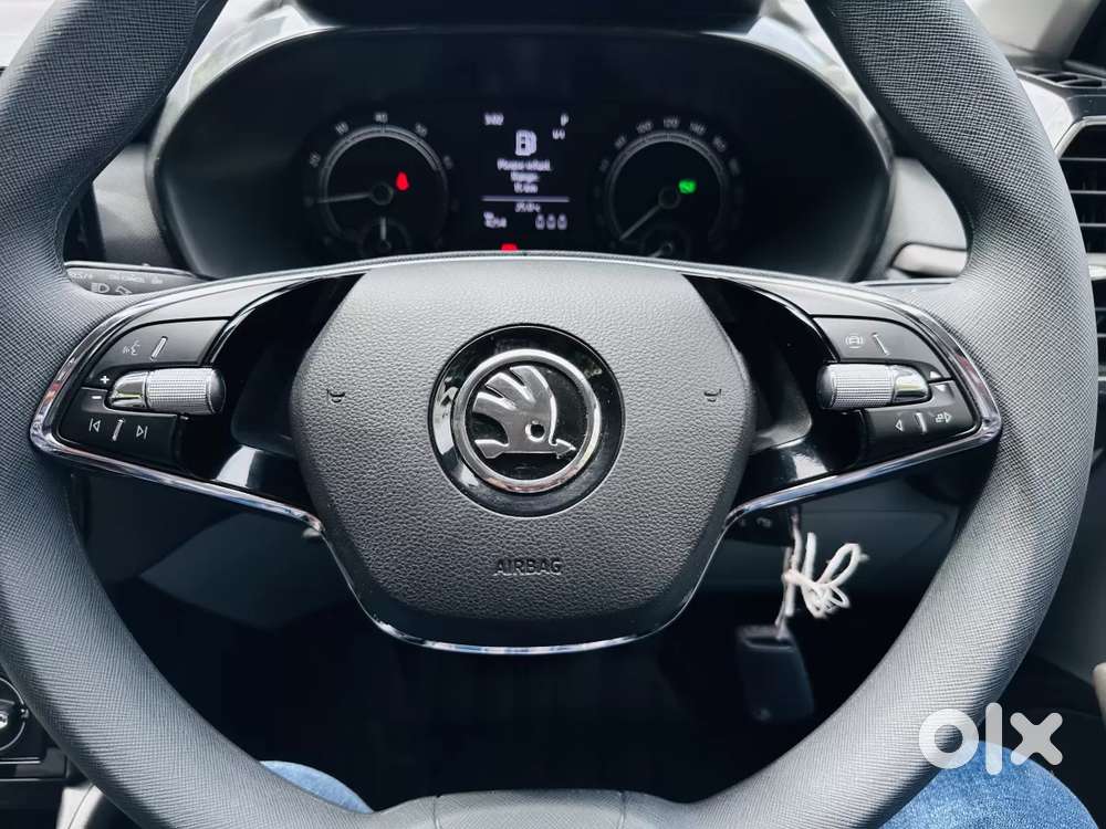 Skoda Kylaq Signature Plus At, 2025, Petrol