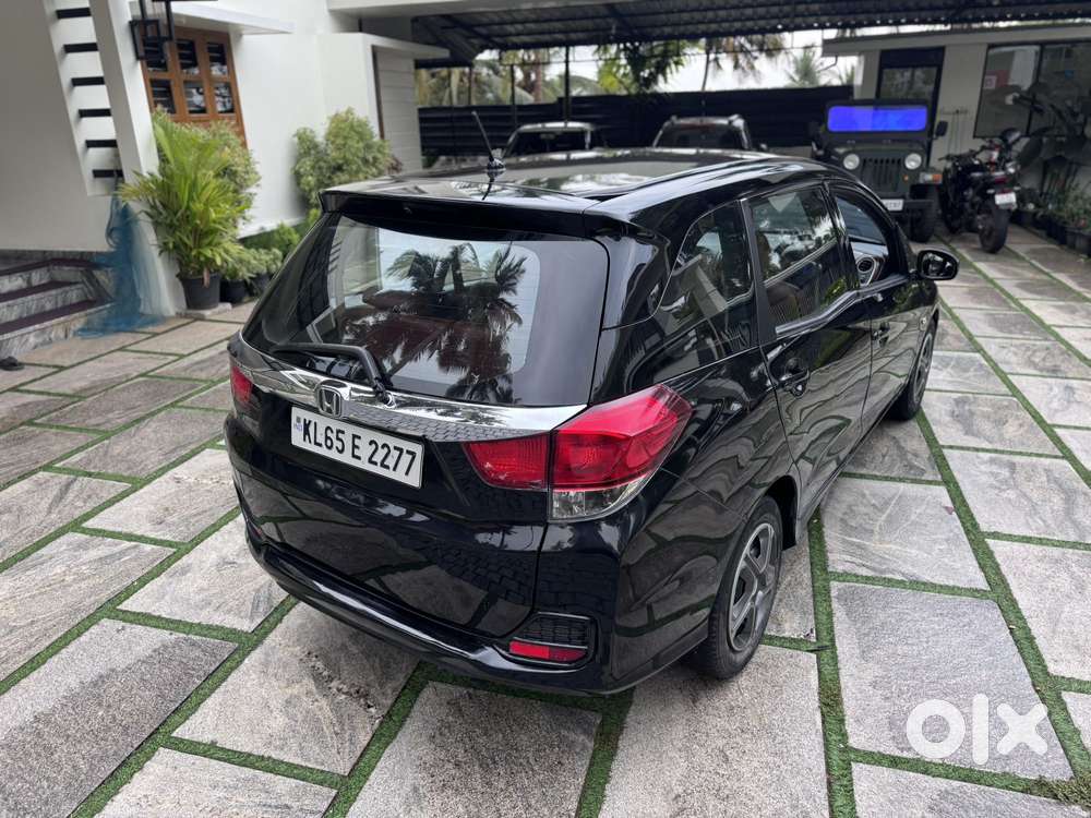 Honda Mobilio, 2014, Diesel