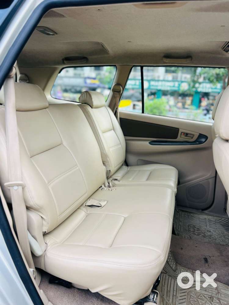 Toyota Innova 2.5 G (diesel) 8 Seater, 2007, Diesel