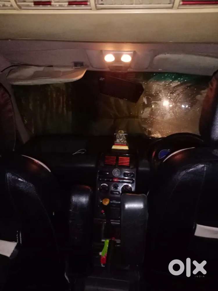 Tata Safari 4x2 2011