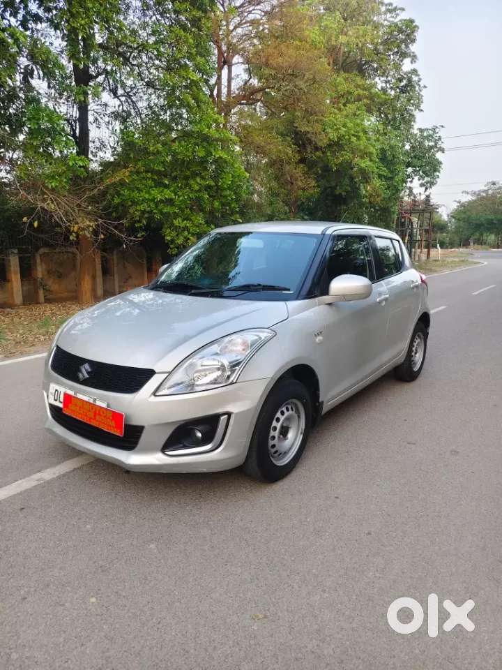 Maruti Suzuki Swift Lxi Optional-o, 2017, Petrol