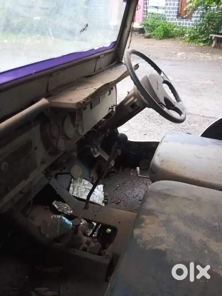 Mahindra Short Jeep