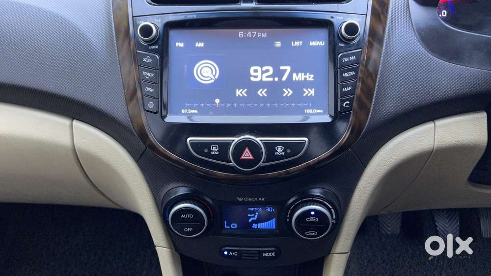 Hyundai Verna [ ] Fluidic 4s 1.6 Vtvt Sx, 2016, Cng & Hybrids
