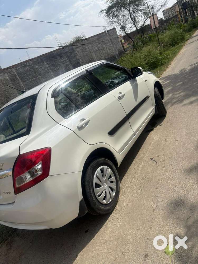 Maruti Suzuki Swift Dzire 2013 Petrol Well Maintained