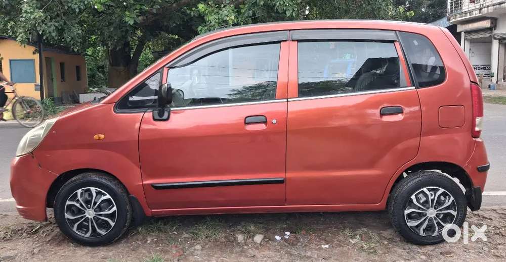 Maruti Suzuki Estilo Lxi 2011