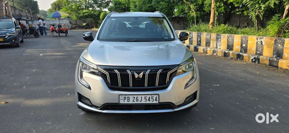 Mahindra Xuv700 2.2 Ax 5 Diesel At Str, 2022, Diesel