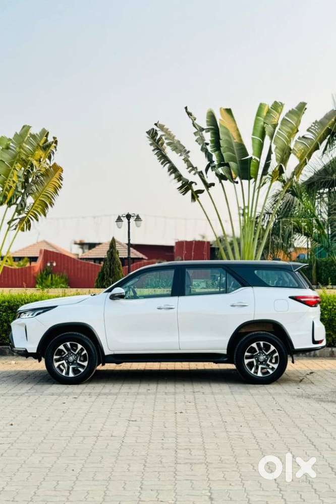 Toyota Fortuner Legender 4x2 At 2.8, 2024, Diesel