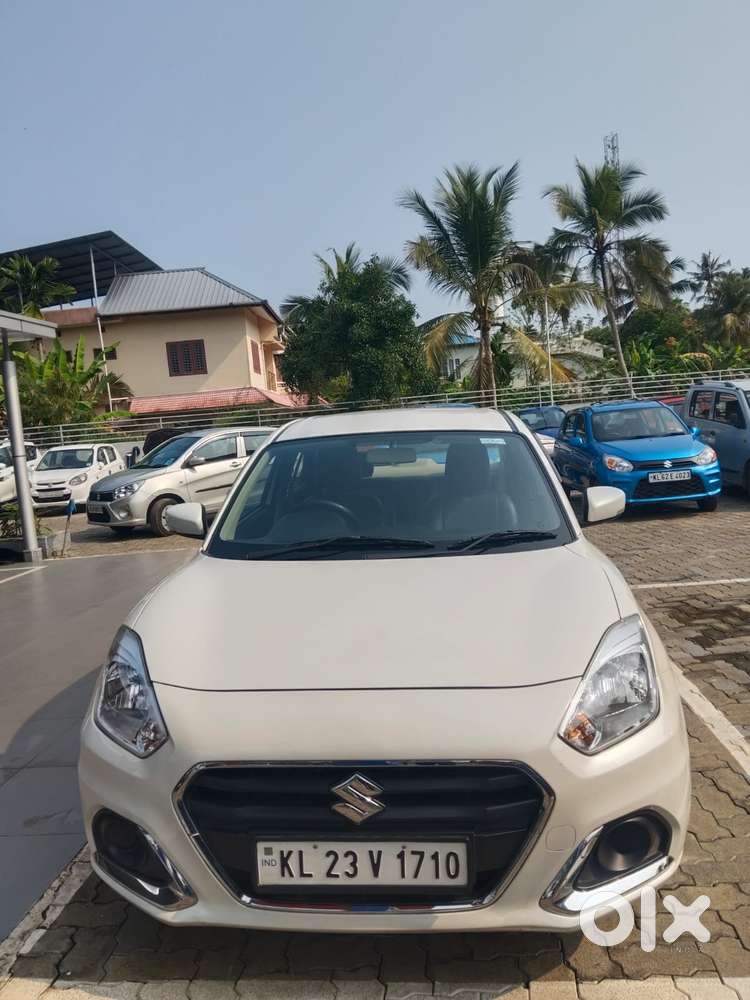 Maruti Suzuki Dzire Vxi Ags, 2022, Petrol