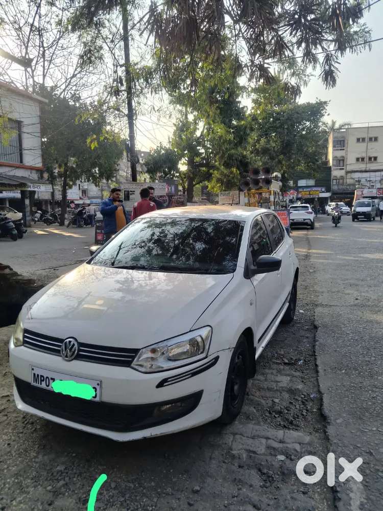 Volkswagen Polo 2012 Diesel 74000 Km Driven