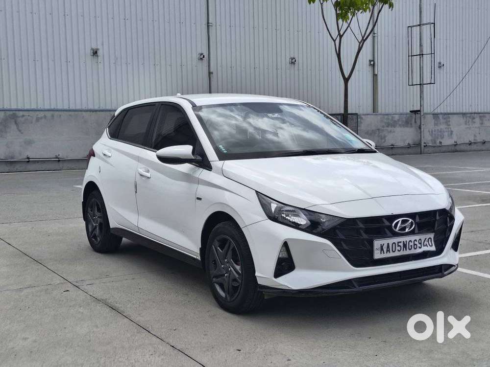 Hyundai I20 Sportz 1.2 Ivt, 2023, Petrol