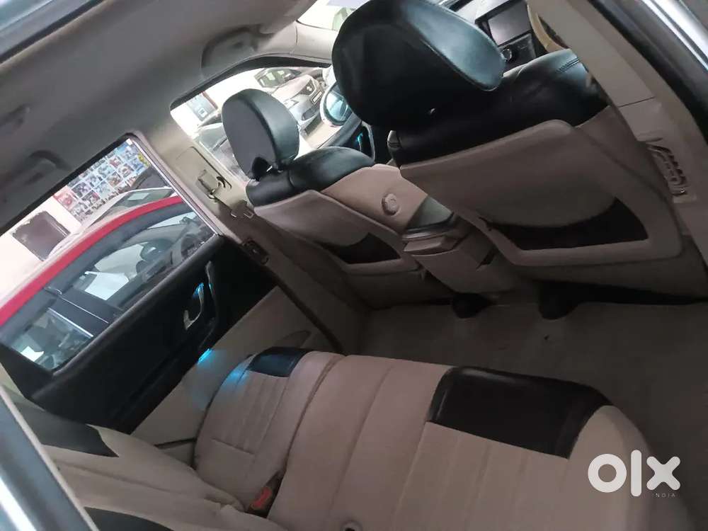 Mahindra Xuv500 2016 Diesel 72000 Km Driven