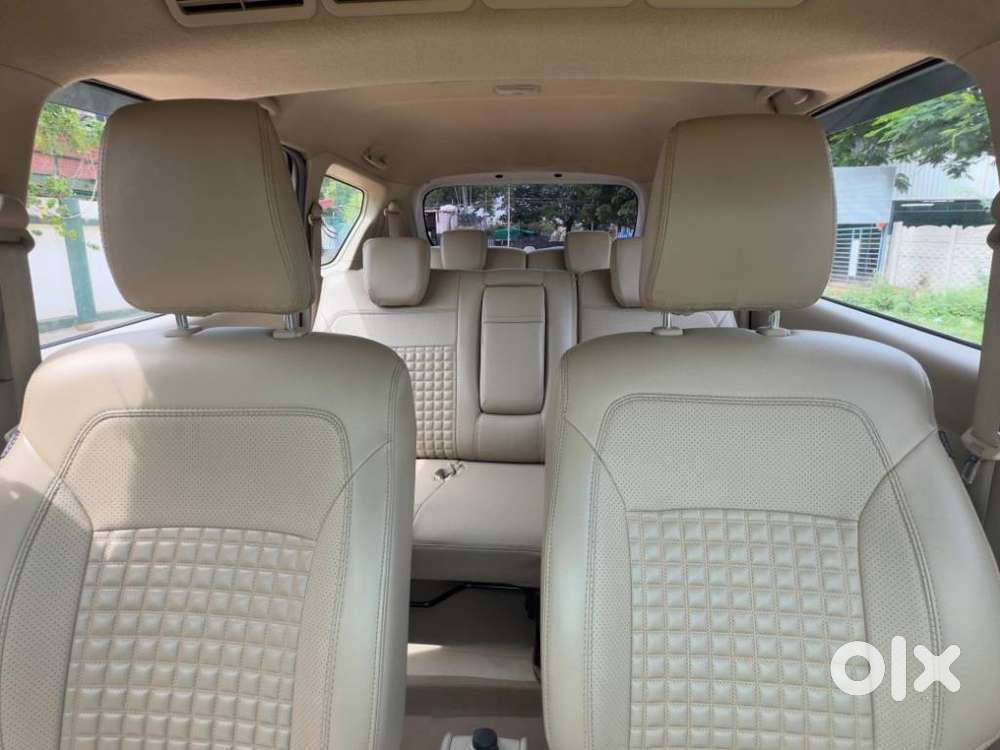 Maruti Suzuki Ertiga Vxi Shvs, 2024, Petrol