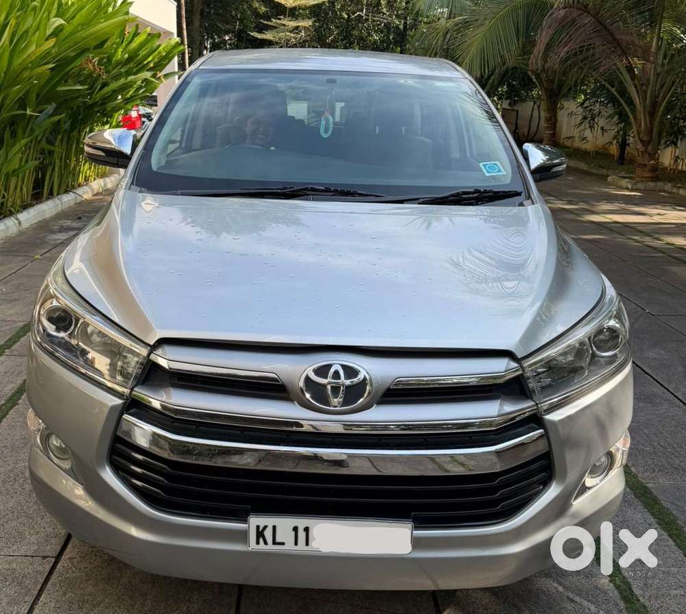 Toyota Innova Crysta 2.8z Automatic, 2016, Diesel