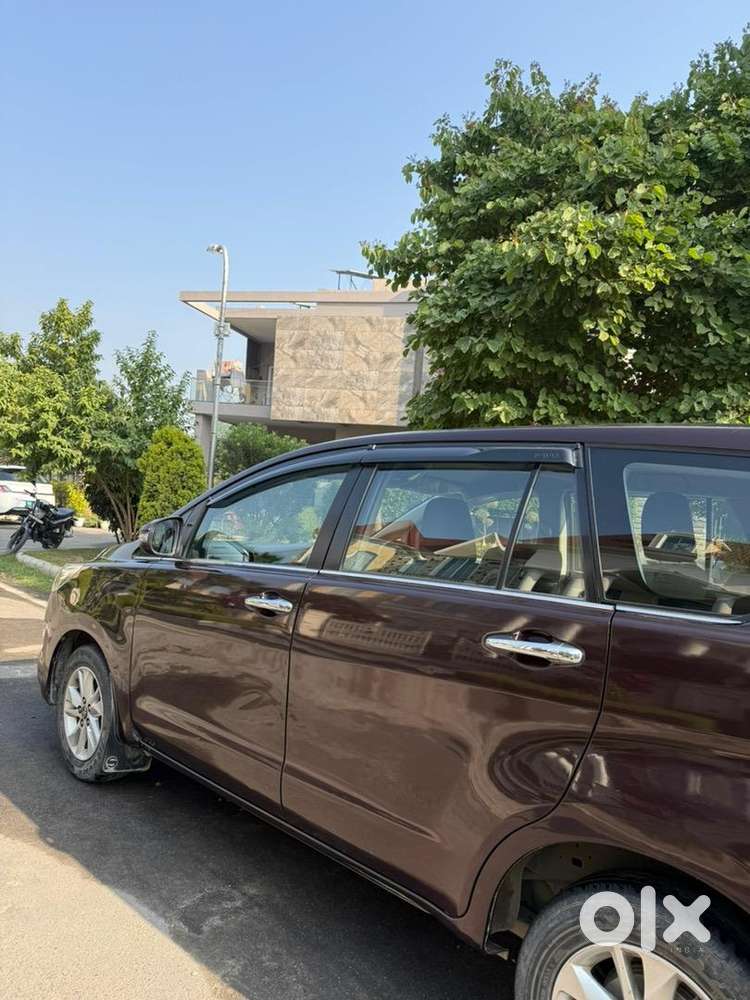 Toyota Innova Crysta 2019 Diesel Well Maintained