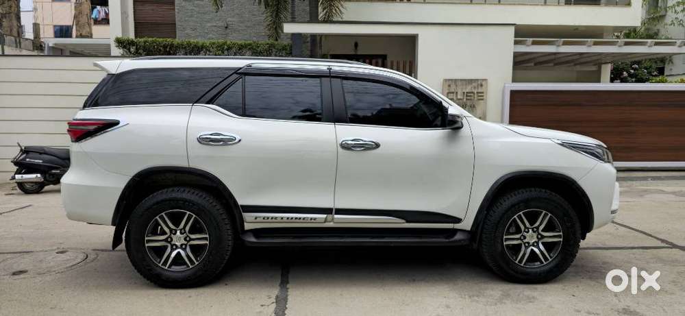 Toyota Fortuner Legender 4x2 At 2.8, 2022, Diesel