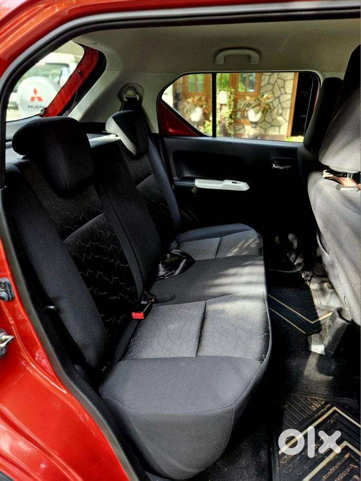 Maruti Suzuki Ignis 1.2 Alpha Mt Dual Tone, 2018, Petrol