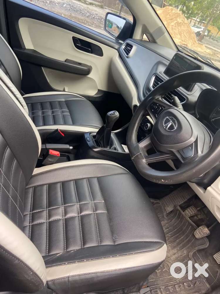 Tata Altroz Xm Plus Petrol, 2023, Petrol