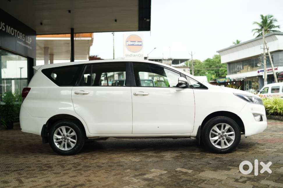 Toyota Innova Crysta 2.4 G Mt, 2017, Diesel