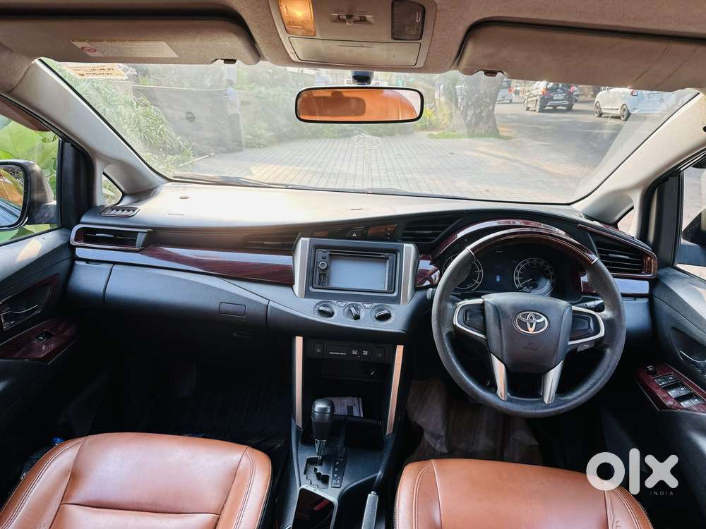 Toyota Innova Crysta 2.8 Gx At 7 Str, 2016, Diesel