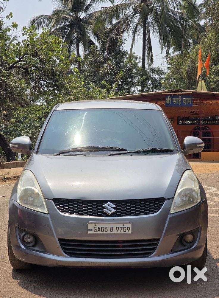 Maruti Suzuki Swift Vxi 1.2 Abs Bs-iv, 2013, Petrol