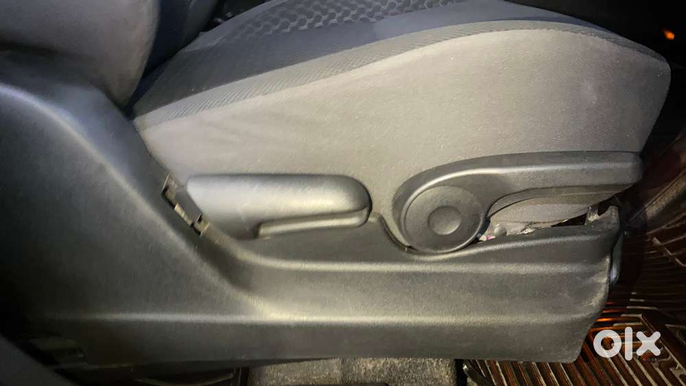 Maruti Suzuki Vitara Brezza 1.5 Zxi Plus Dual Tone, 2020, Petrol