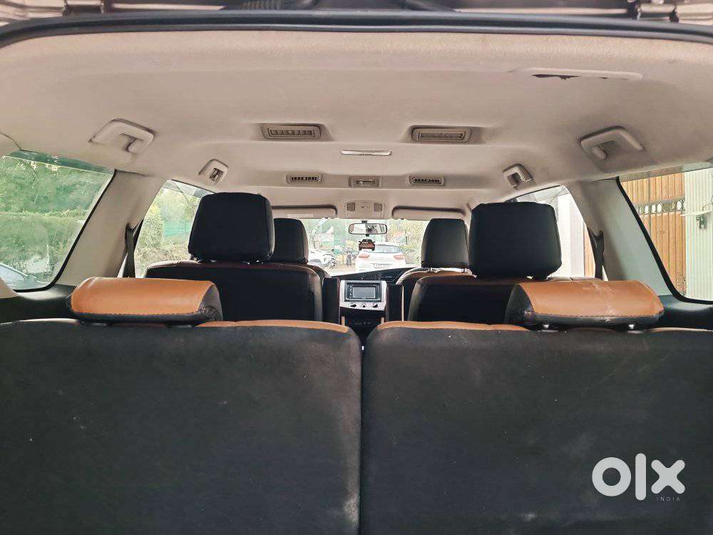 Toyota Innova Crysta 2.8 Gx At, 2017, Diesel
