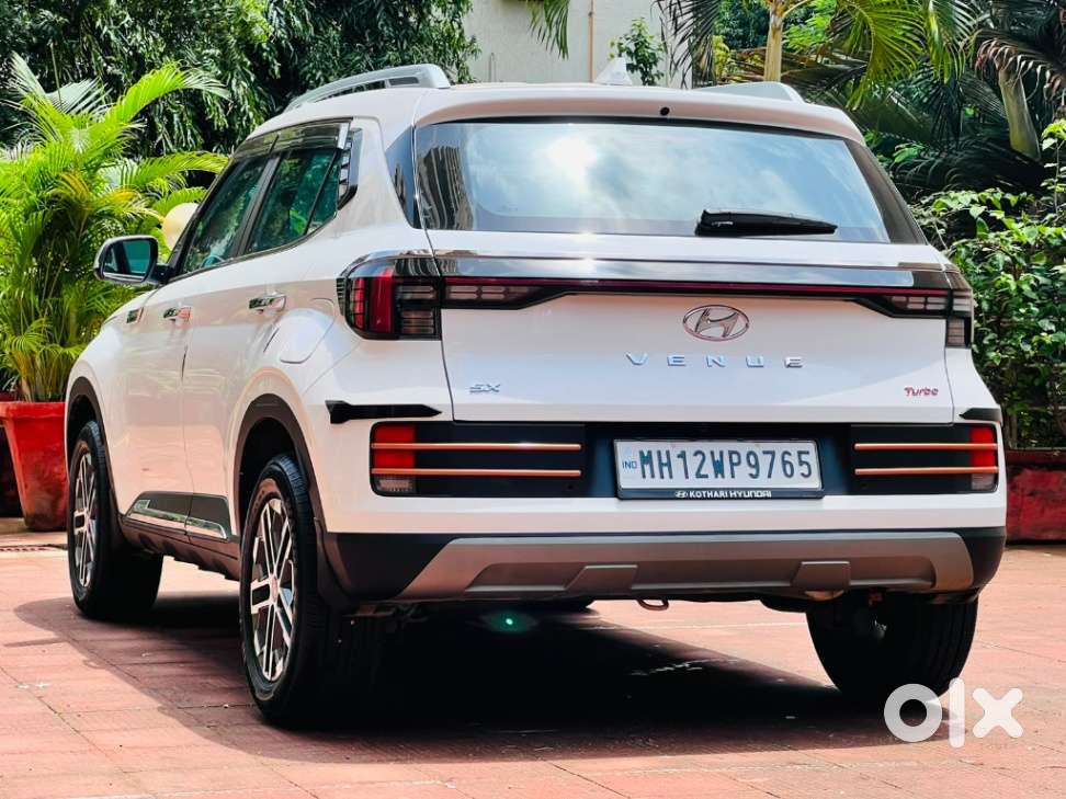 Hyundai Venue 1.0 Sx Plus Turbo Dct Dual Tone, 2024, Petrol