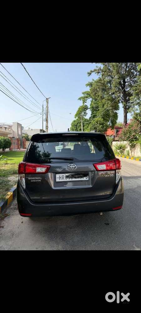 Toyota Innova Crysta 2.8 Gx At, 2022, Diesel