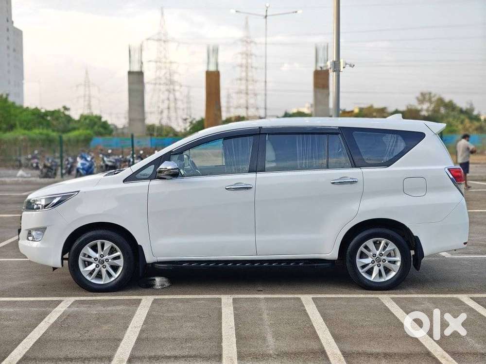 Toyota Innova Crysta 2.8 Gx At, 2017, Diesel