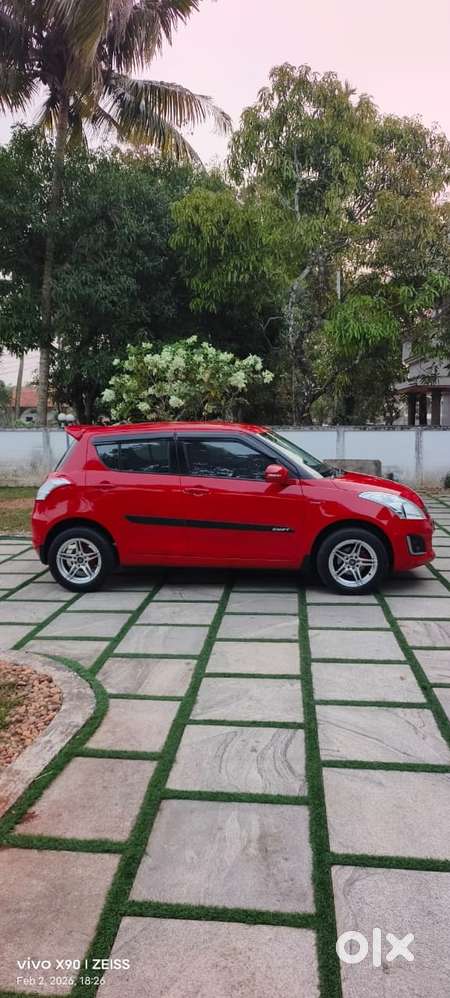 Maruti Suzuki Swift Vxi Optional, 2017, Petrol